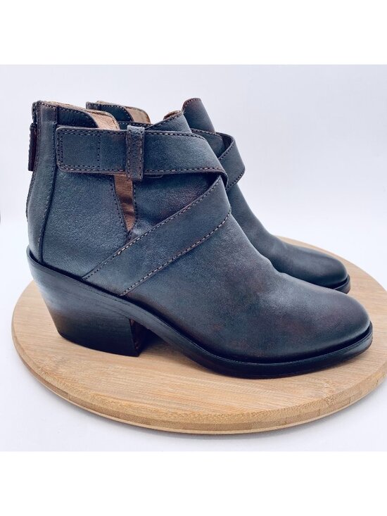 Eileen Fisher Shoes - Eileen Fisher Boots Womens 7 Brown Leather Zip Back Ankle Minimalist $249